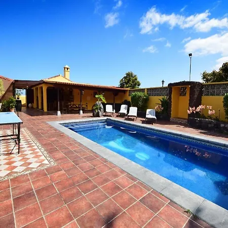 Haus Alina Mit Beheizbarem Privatpool Und Barbecue Nyaraló Puerto de la Cruz